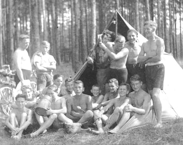 ... und Zelten in der freien Natur waren wichtige Bestandteile der CVJM-Jugendarbeit im frühen 20. Jahrhundert